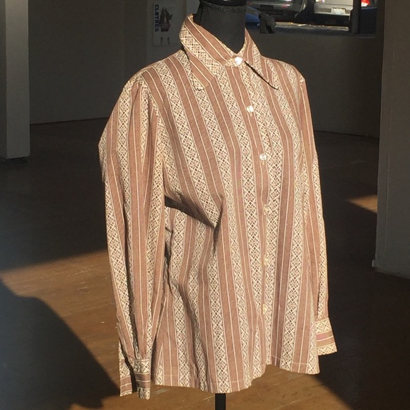 Vintage brown and cream/ivory vertical print long sleeve button down shirt - Picture 2 of 6
